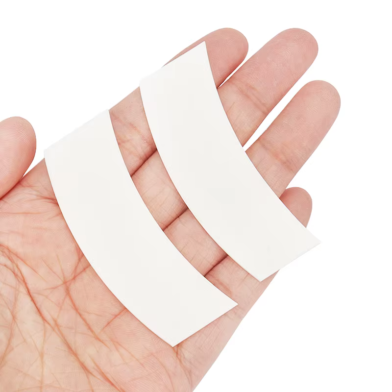 110 pièces de patchs en mousse pour cils