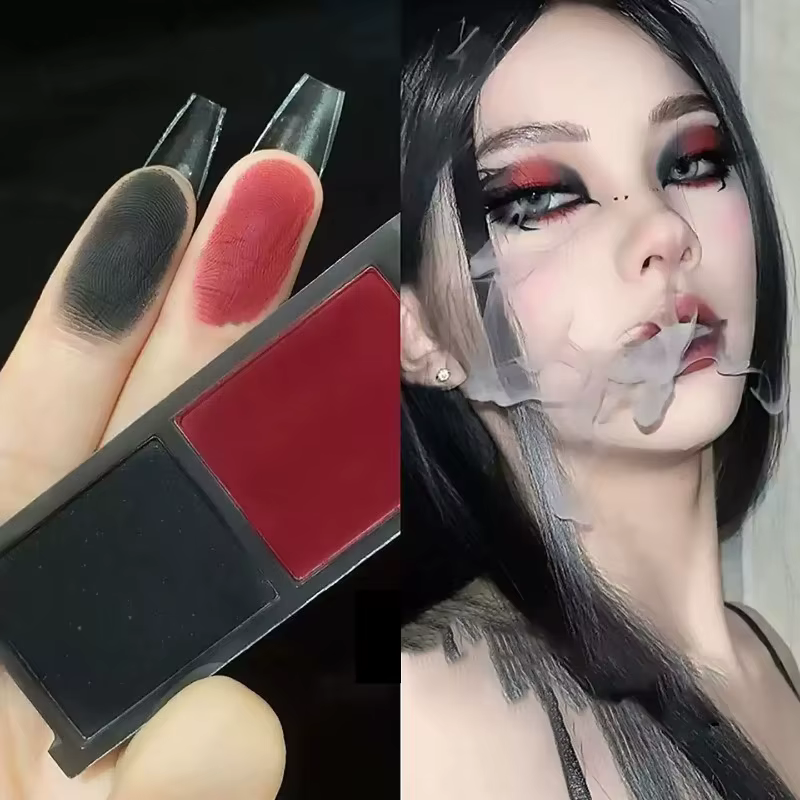 Palette de fards à paupières bicolore noir et rouge