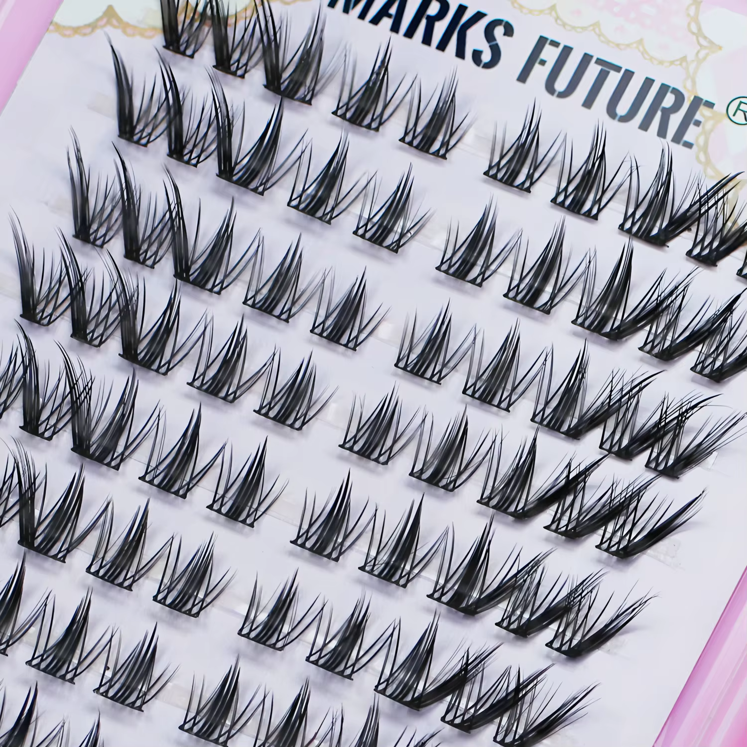 240 pièces de faux cils