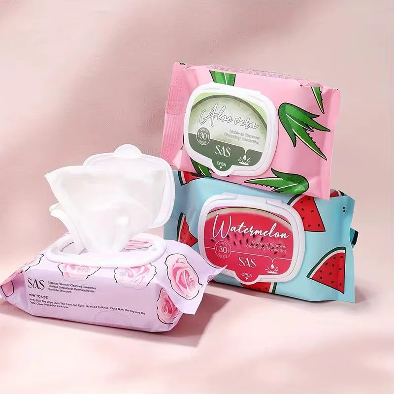 Lingettes démaquillantes jetables