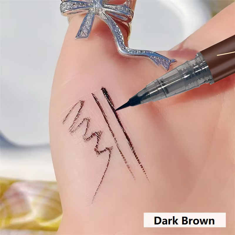 Crayon à sourcils ultra-fin