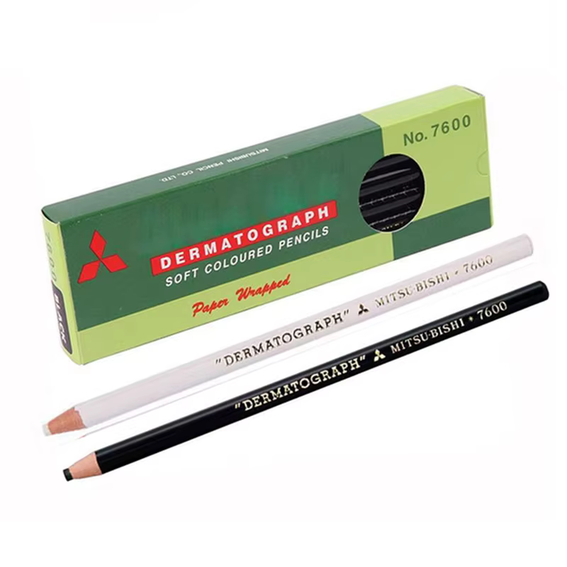 Dermographe noir pour eye-blogueur en continu