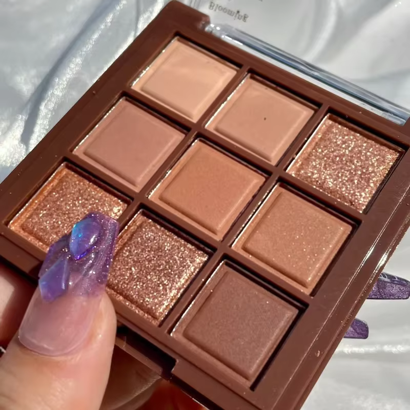 Palette de fards à paupières chocolat 9 couleurs