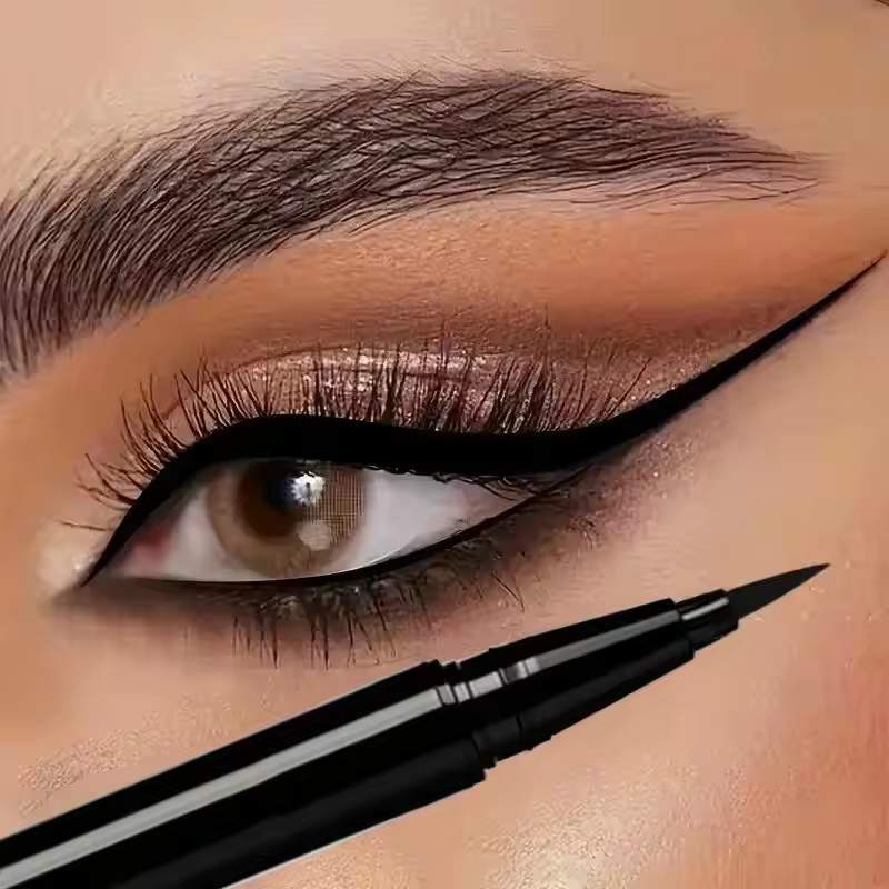 Crayons Eyeliner noirs