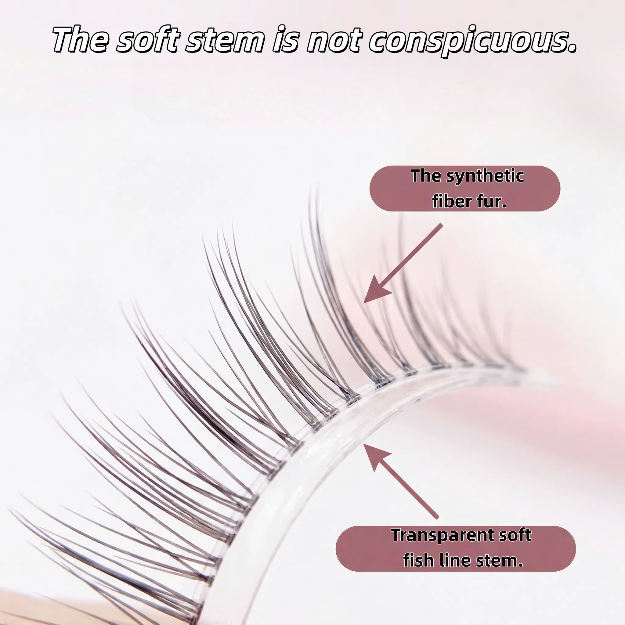 Un coffret de cinq paires de faux cils de style manga avec une base transparente