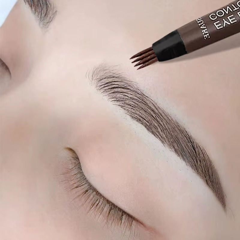 Crayon à sourcils liquide imperméable à l'eau