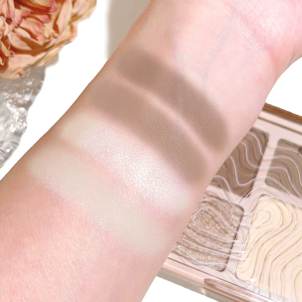 Palette de poudre pour le visage stéréoscopique naturelle