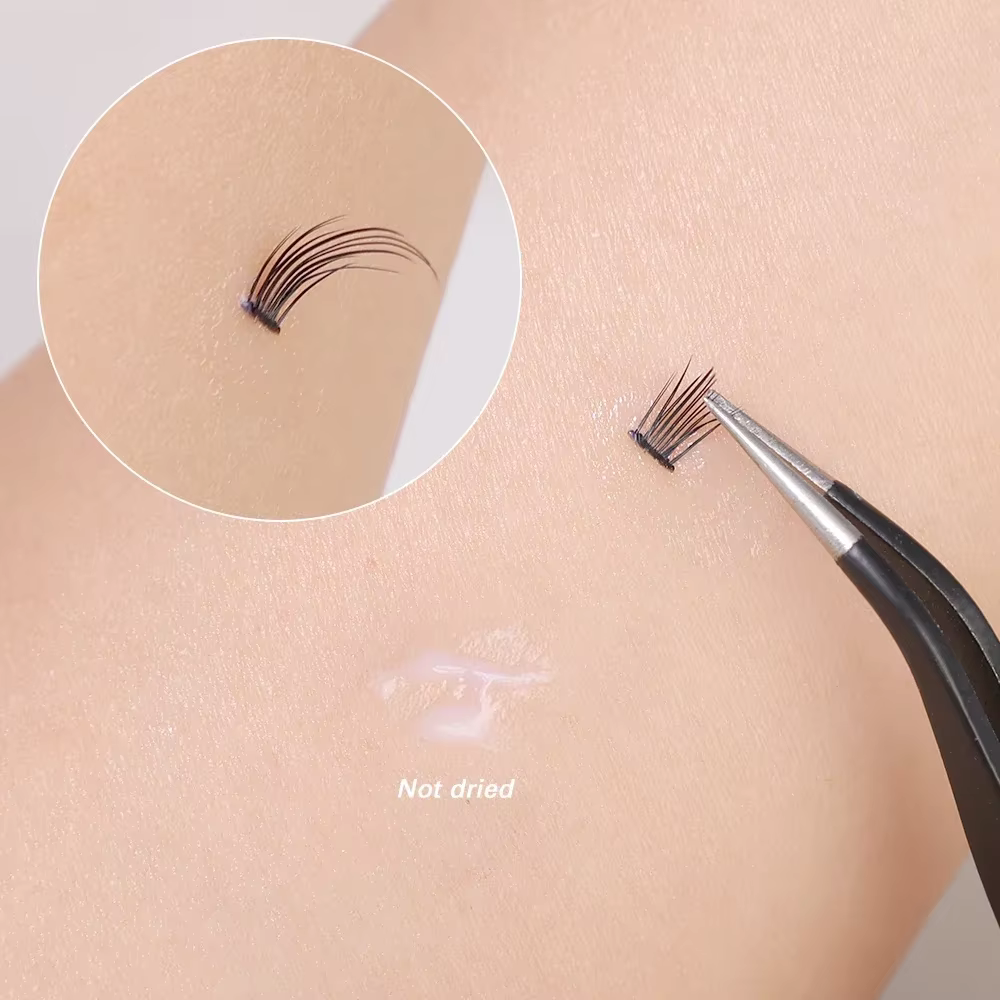 Colle à faux-cils invisible à séchage rapide